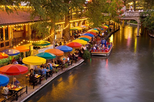 river-walk-at-dusk Photo of the San Antonio River Walk
